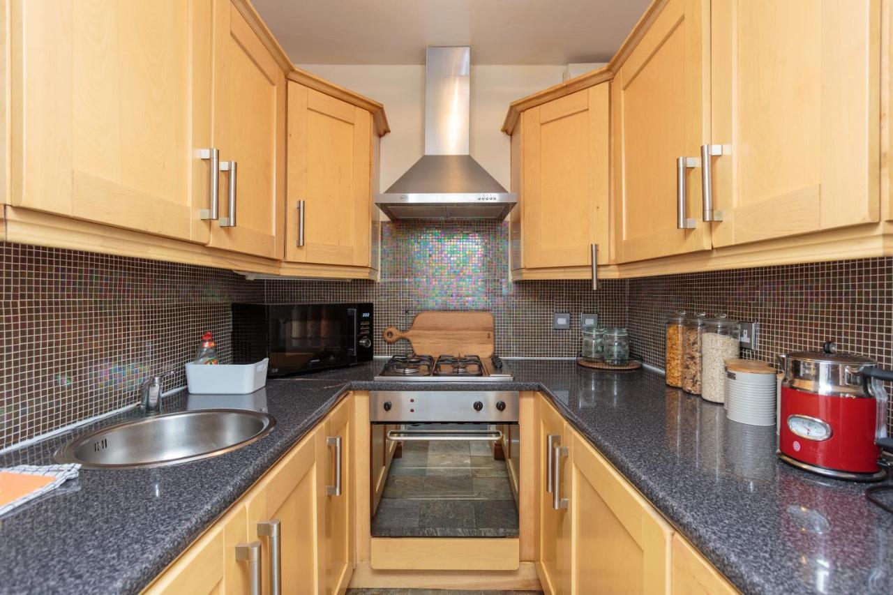 Beautiful Hideout In Center Of Edinburgh Apartment Exterior photo
