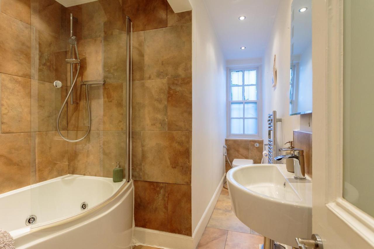 Beautiful Hideout In Center Of Edinburgh Apartment Exterior photo
